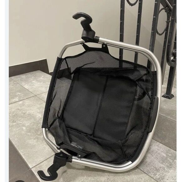 mutsy stroller Igo Shopping Basket - Picture 4 of 4